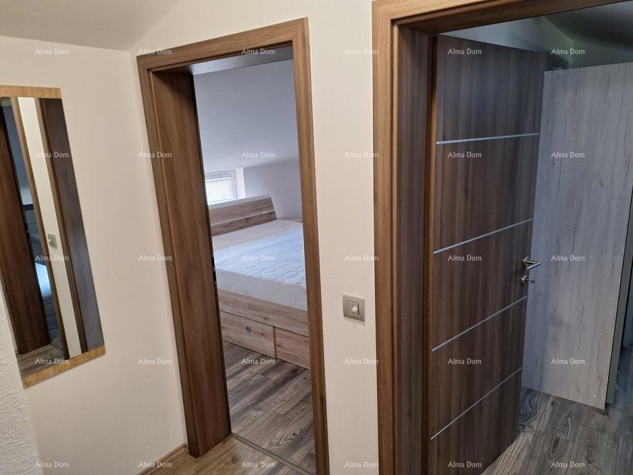 TAR – VABRIGA, STAN V PODKROVLJU, 84 m2