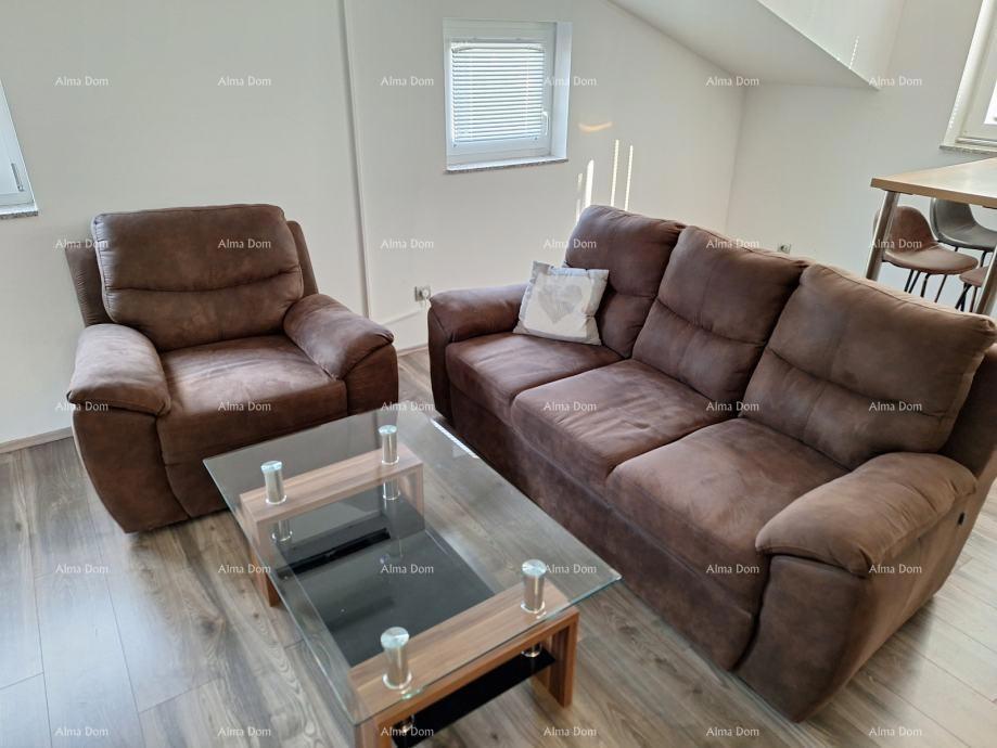 TAR – VABRIGA, STAN V PODKROVLJU, 84 m2