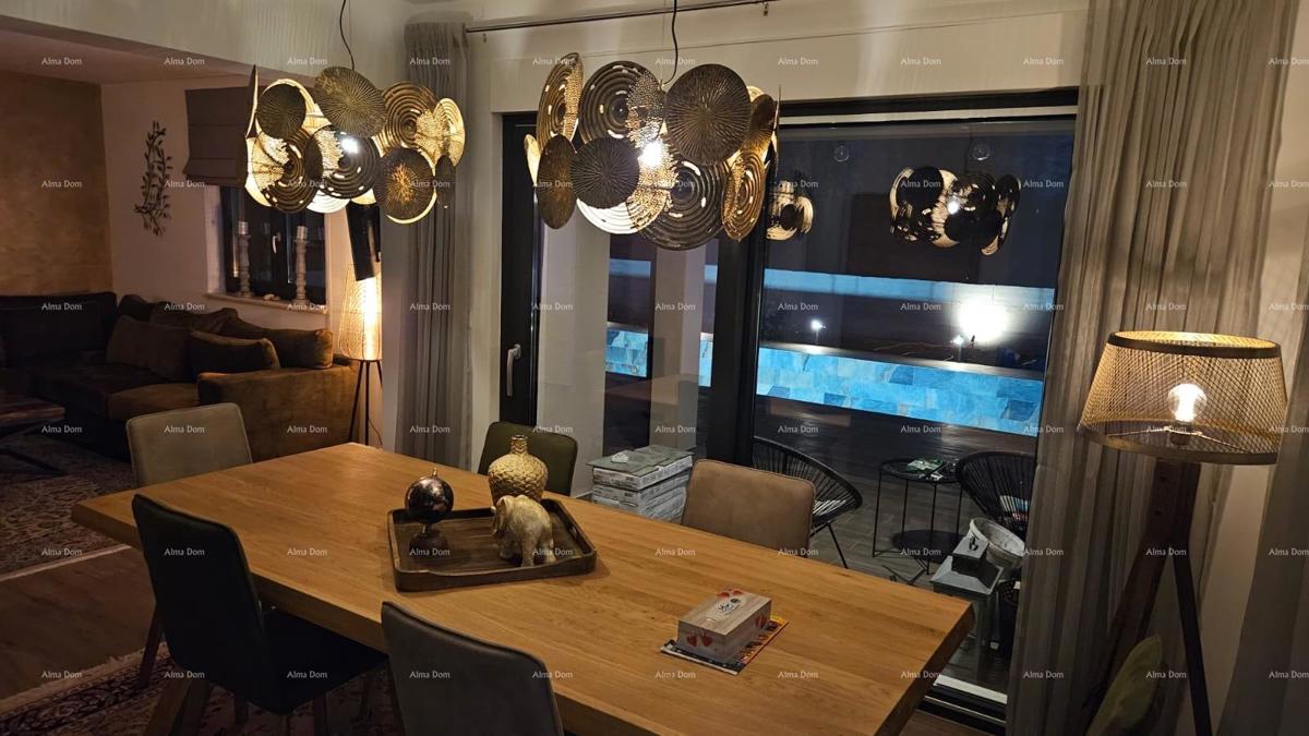 Prekrasna hiša s bazenom in vrtom blizu Labina