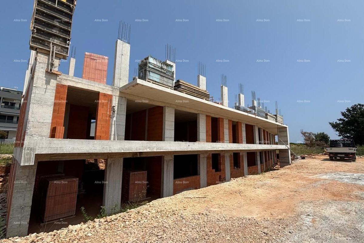 MEDULIN - Stan v novem projektu / 300 m do morja!!! (A2)