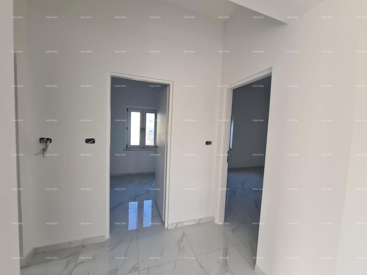 Poreč – družinska hiša z dvema stanovanjem enotama