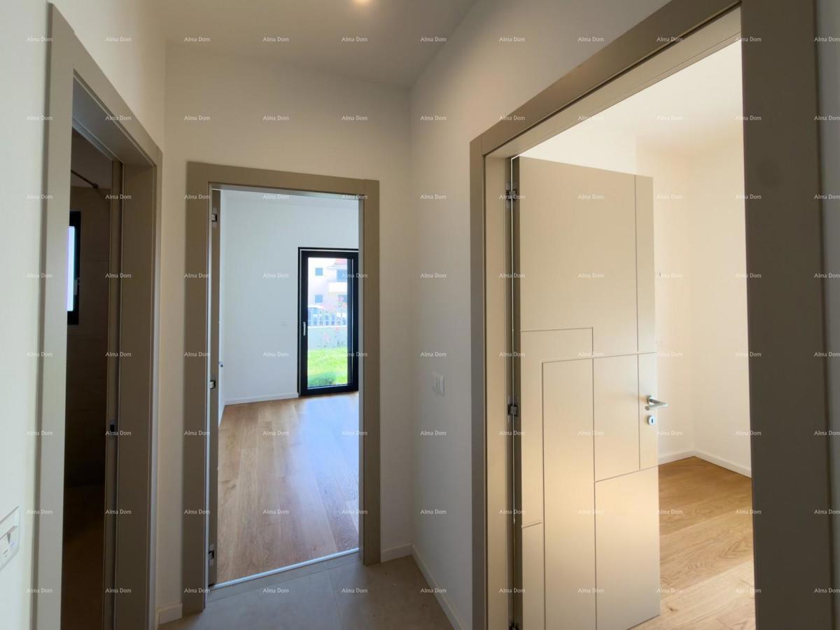 Prodaja stanovanja z bazenom v novogradnji, Premantura!  (102)