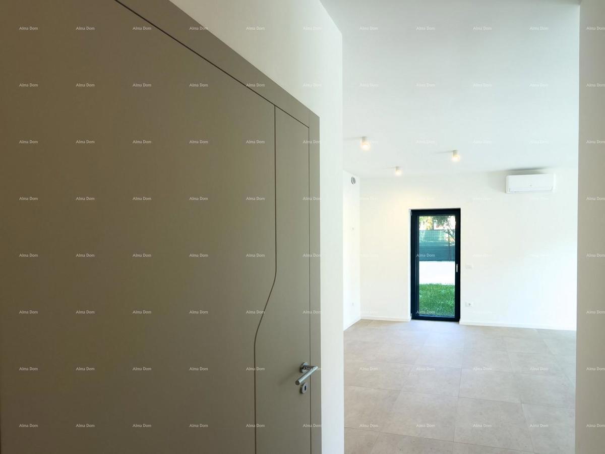 Prodaja stanovanja z bazenom v novogradnji, Premantura!  (102)