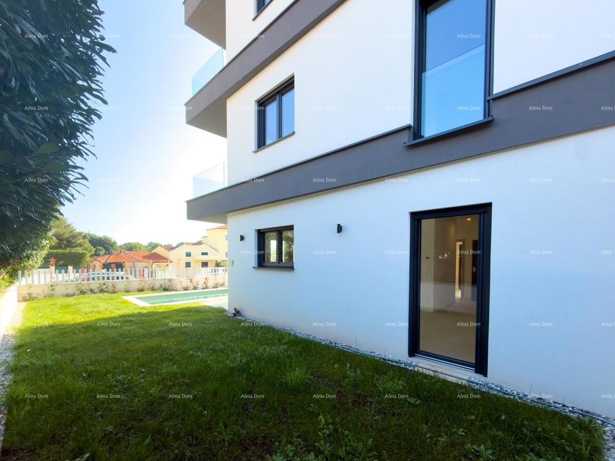 Prodaja stanovanja z bazenom v novogradnji, Premantura!  (102)