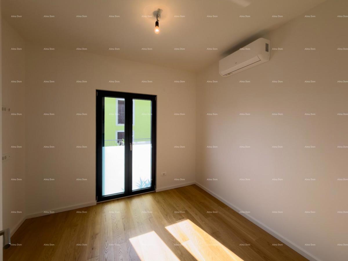 Prodaja stanovanja z bazenom v novogradnji, Premantura!  (102)