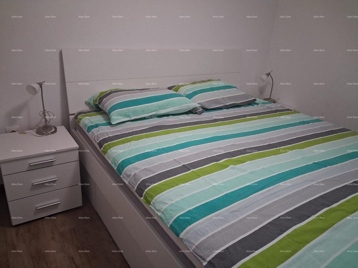 Medulin! Prelep stan s vrtom.