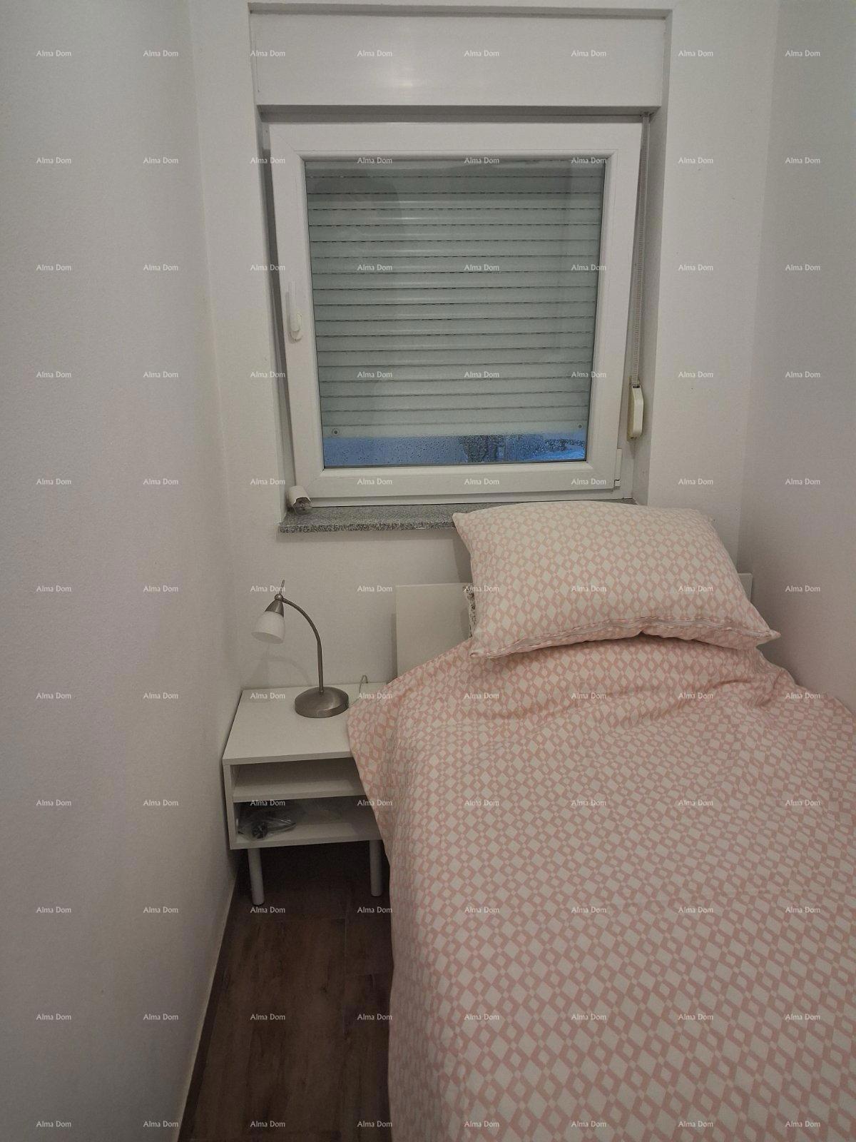 Medulin! Prelep stan s vrtom.