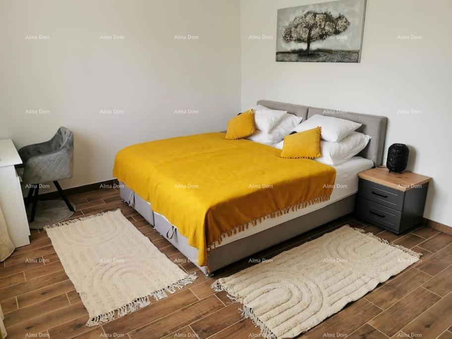 Luksuzna vila s bazenom na prodajo – Istra, okolica Barbana