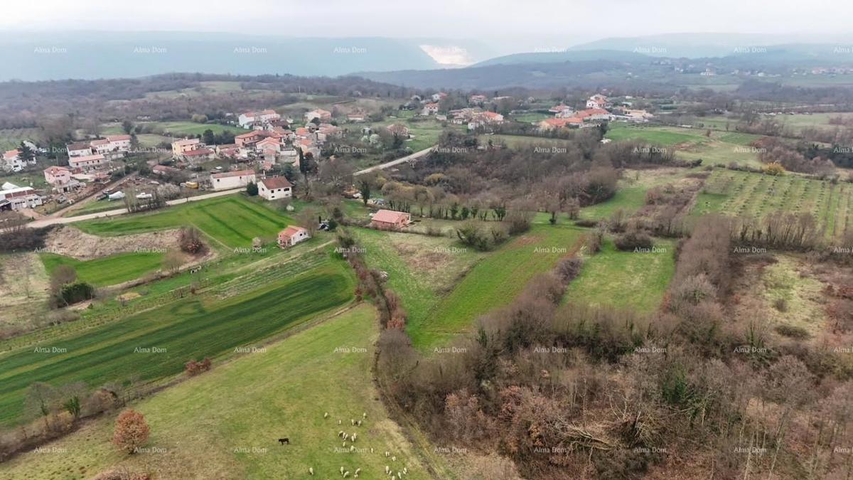 Građevinsko zemljišče s pravnomočnim dovoljenjem!