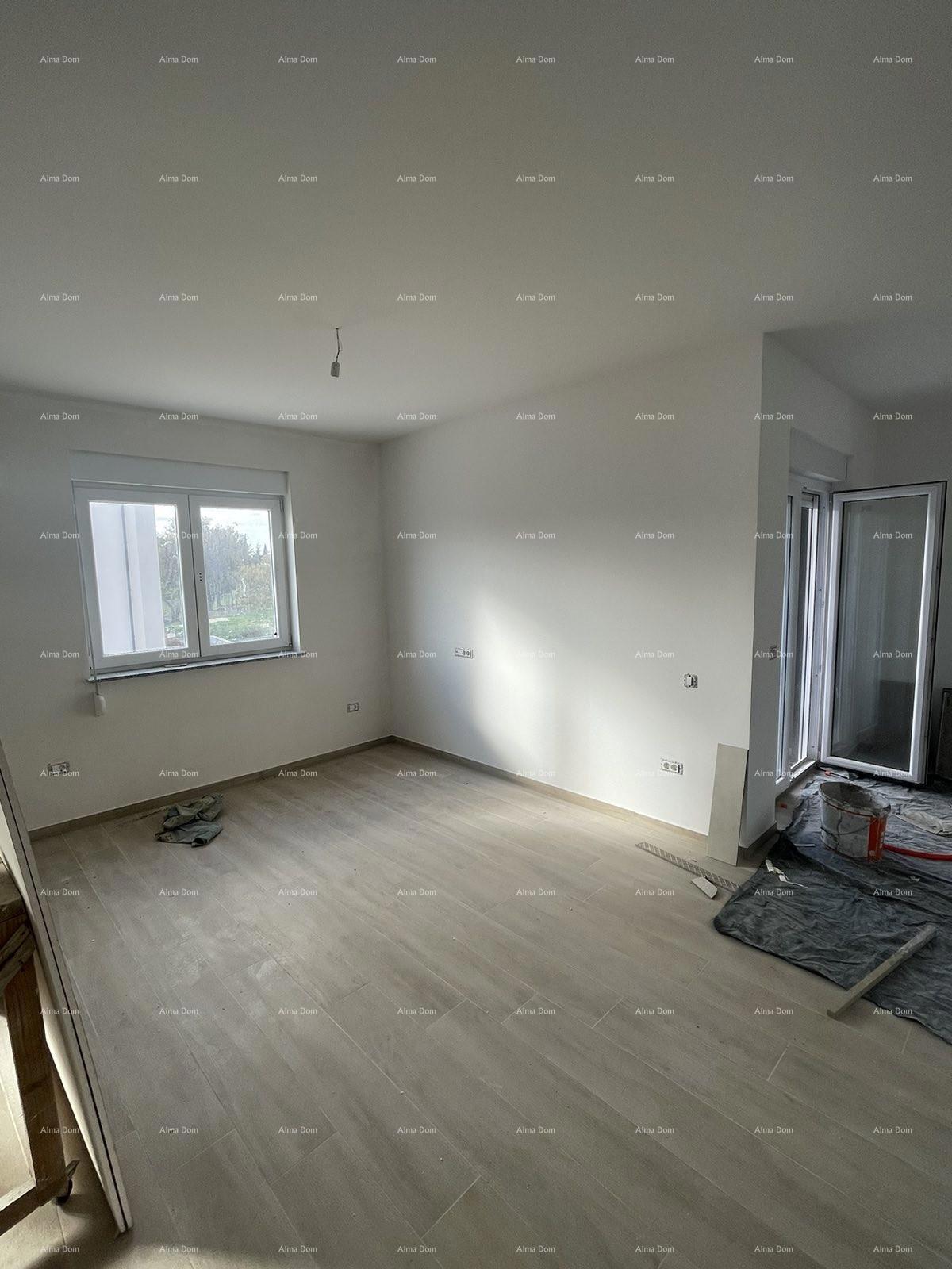 Prodaja hiše s tremi stanovi v Medulinu