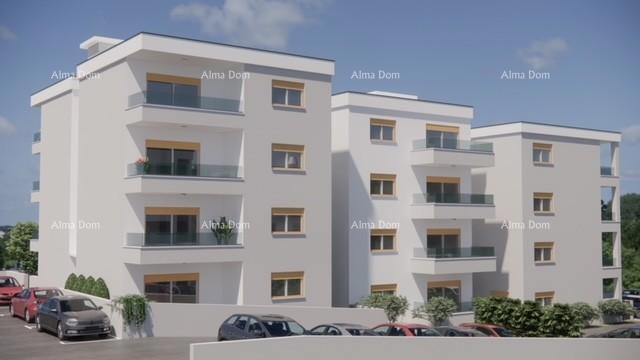 PULA! NOVI PROJEKT! Stan s vrtom 200 m od centra