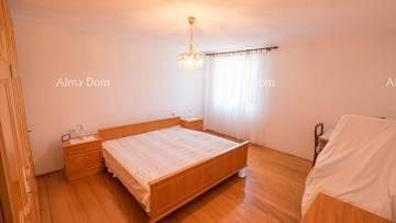 Avtentivna istrska posest blizu Žminja – hiša z velikim potencialom!