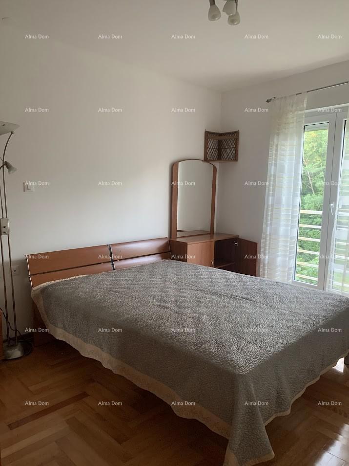 Dvosobno stanovanje 150 m od plaže