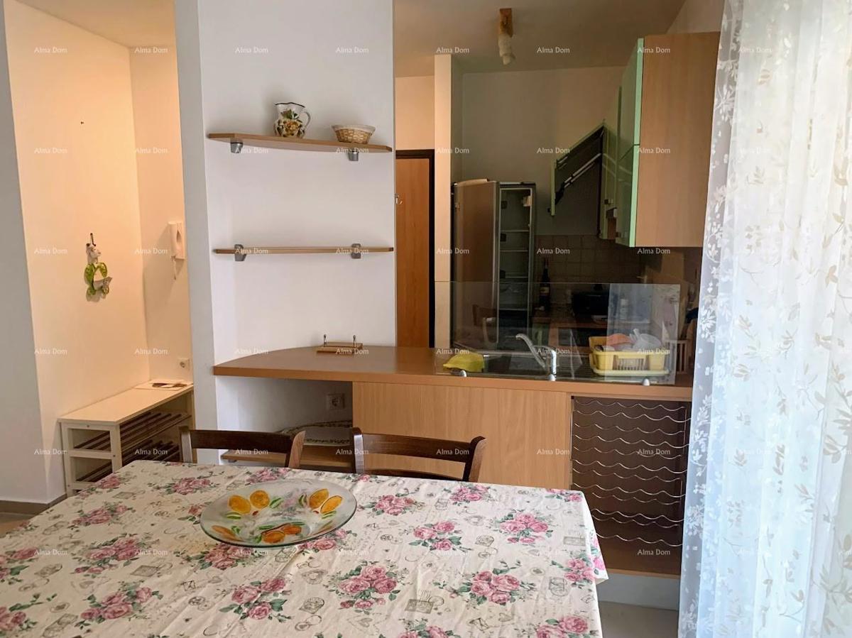 Dvosobno stanovanje 150 m od plaže