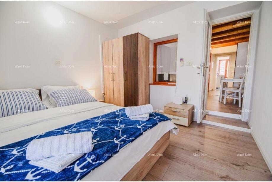 Prodaja opremljenega in renoviranega stanovanja - prva vrsta ob morju! Umag