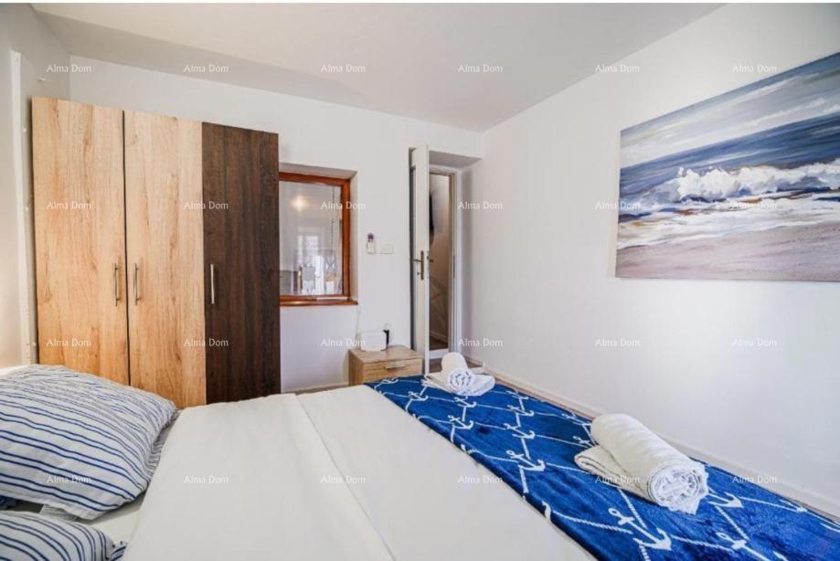 Prodaja opremljenega in renoviranega stanovanja - prva vrsta ob morju! Umag