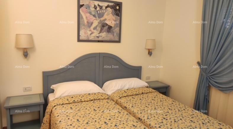 Prodaja - stan v atraktivnem stanovanjskem kompleksu s pogledom na morje! 200m od morja in plaž, Umag!