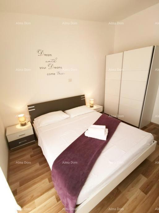 NAPRODAJ: Prenovljena hiša z bazenom in prostorno parcelo 3865 m² pri Buzetu!