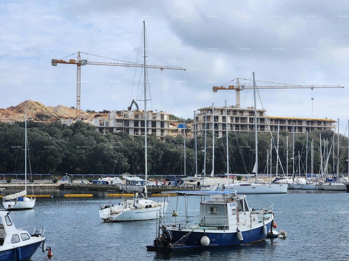 Prodaja modernih stanovanj v ekskluzivni stavbi s pogledom na marino, Pula!