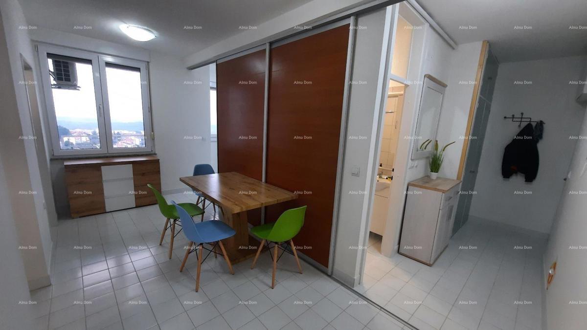 Pula, Veruda, 58 m² veliko stanovanje s panoramskim razgledom, 500 m od morja
