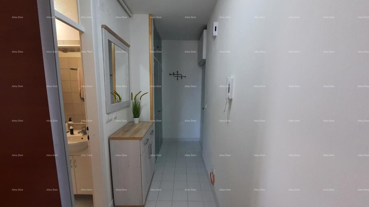 Pula, Veruda, 58 m² veliko stanovanje s panoramskim razgledom, 500 m od morja