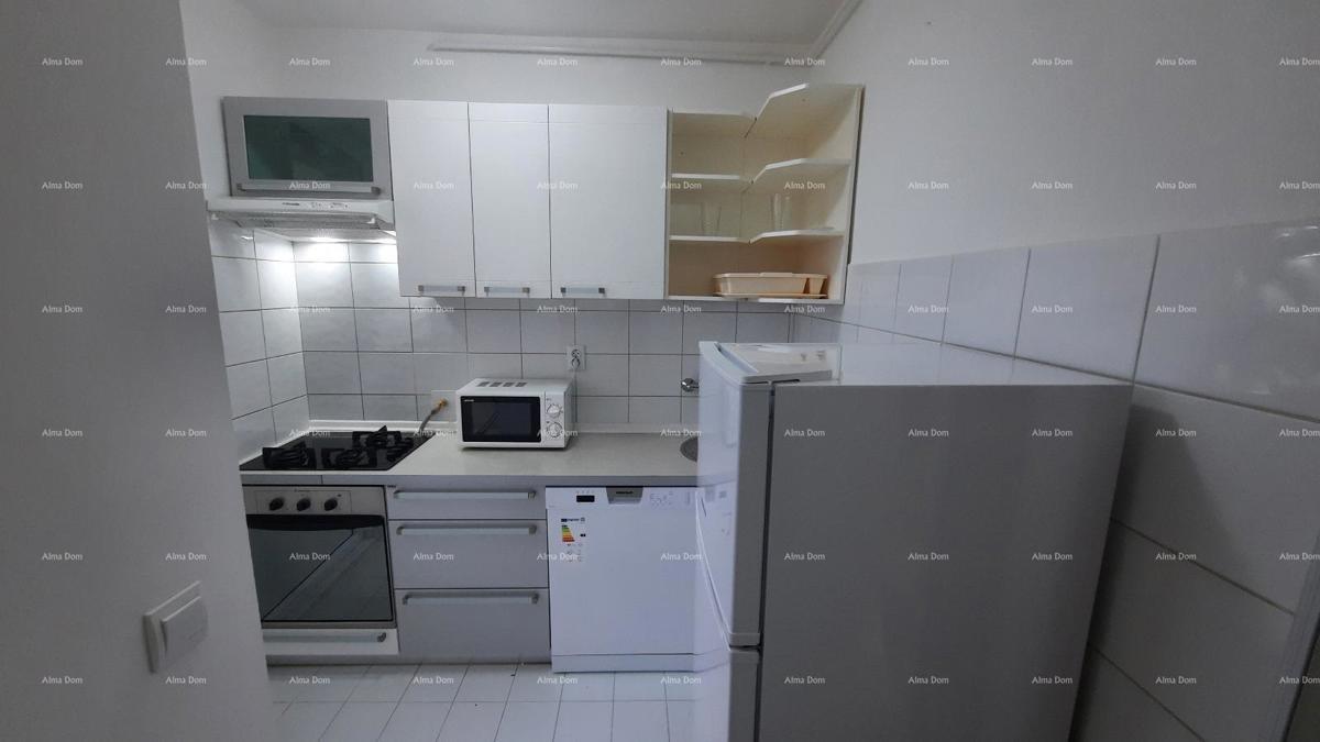 Pula, Veruda, 58 m² veliko stanovanje s panoramskim razgledom, 500 m od morja