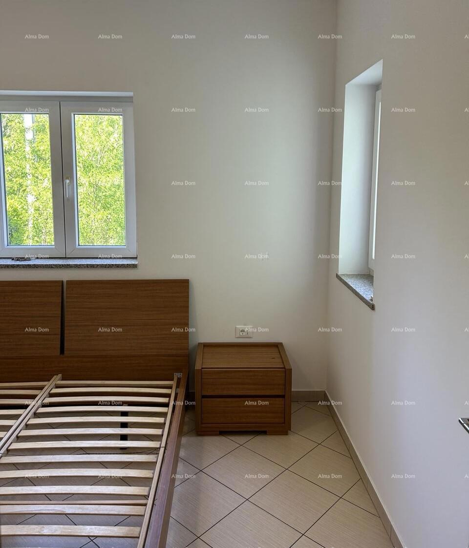 UMAG, Na prodaju apartma 44 m², 200 m od morja