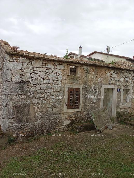 Na prodaju kamena kuća za renovaciju – Kršan