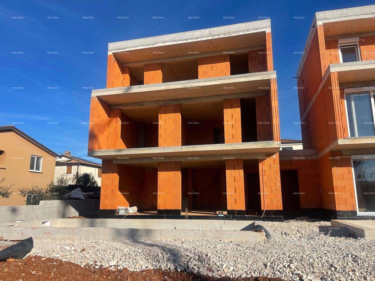 Poreč, Žbandaj, Dvoetažni stan 89 m² v novogradnji