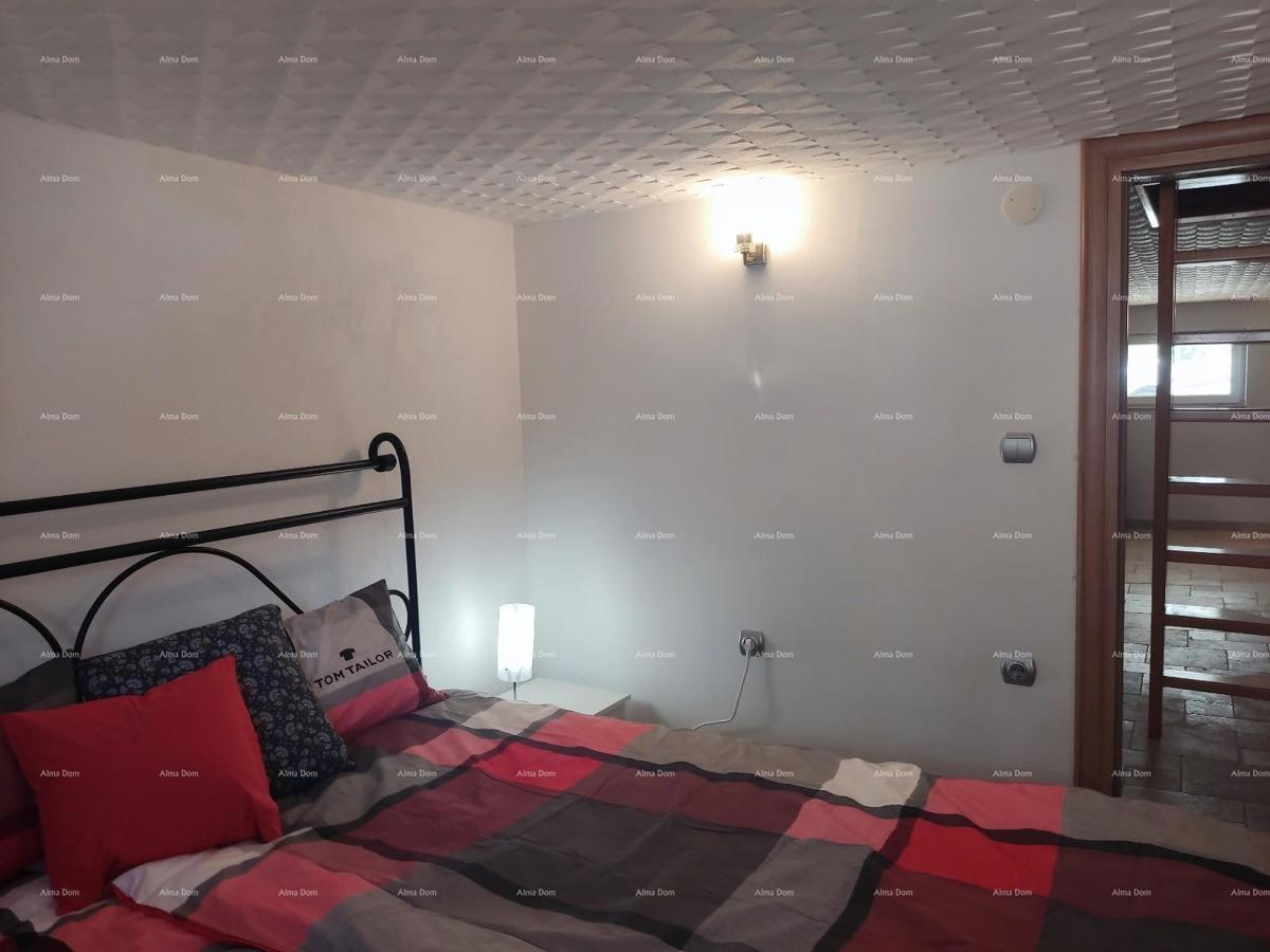 Prodaja - lepo urejen stan z dodatno enoto in parkirnim mestom, Trogir! Pogled na morje!