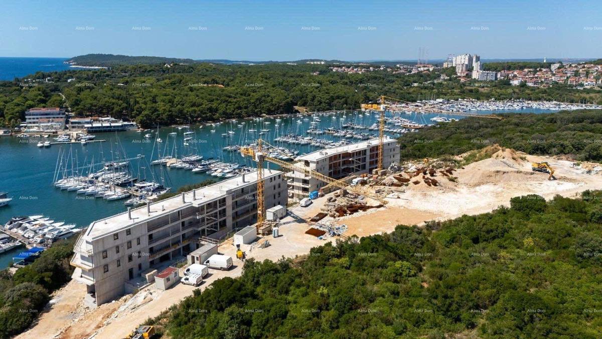 Prodaja modernih stanov v ekskluzivni stavbi s pogledom na marino, Pula!