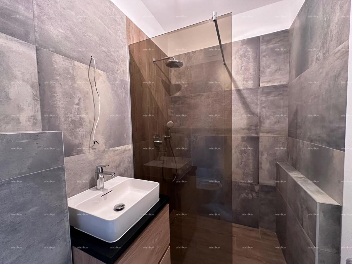 Banjole! Trisobno stanovanje v novogradnji!