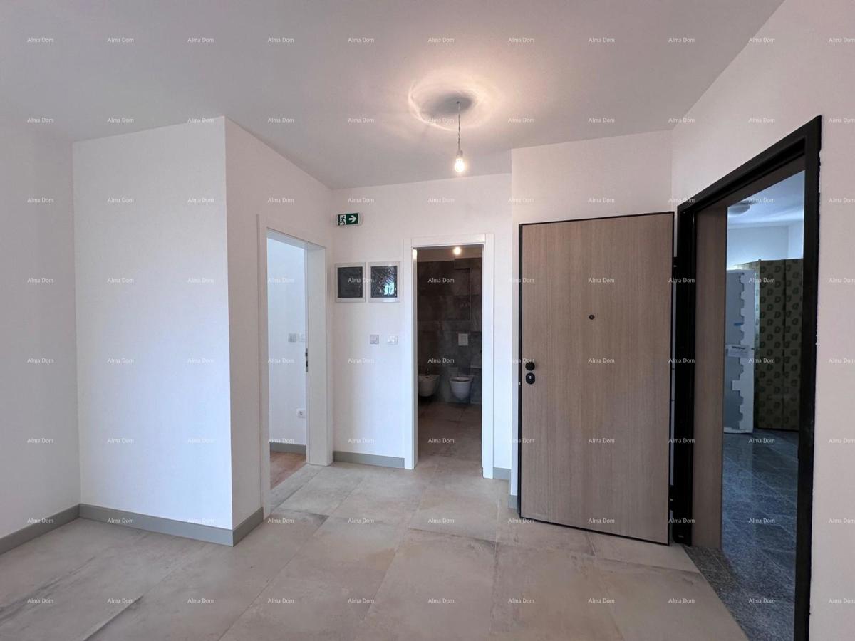 Banjole! Trisobno stanovanje v novogradnji!