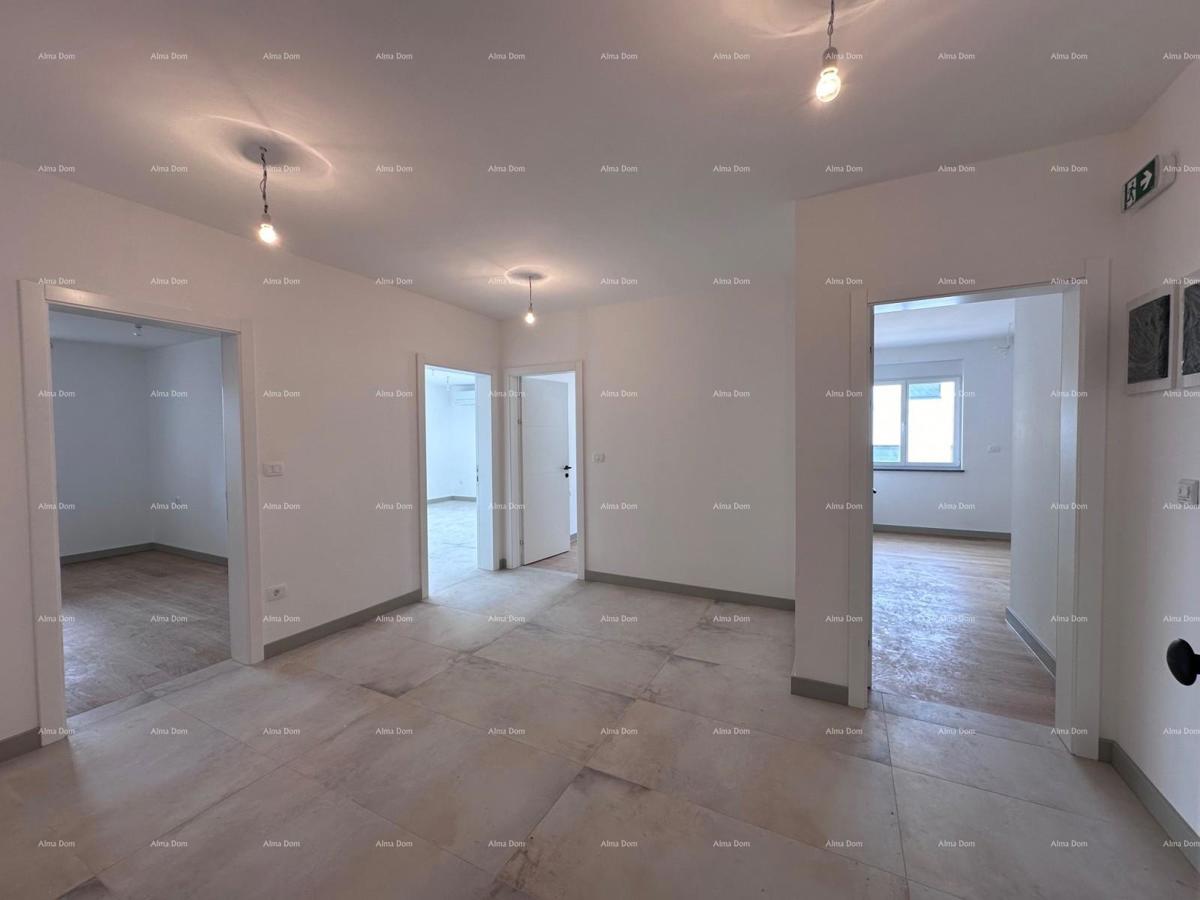 Banjole! Trisobno stanovanje v novogradnji!