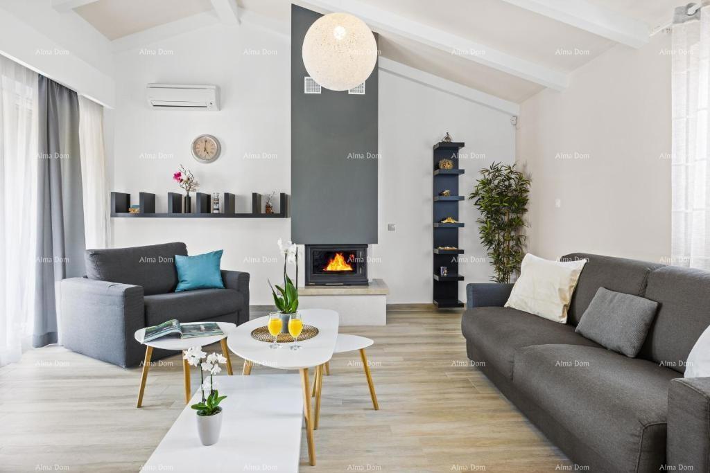 Prodamo čudovito, luksuzno istrsko vilo na atraktivni lokaciji, Pošesi, Medulin!