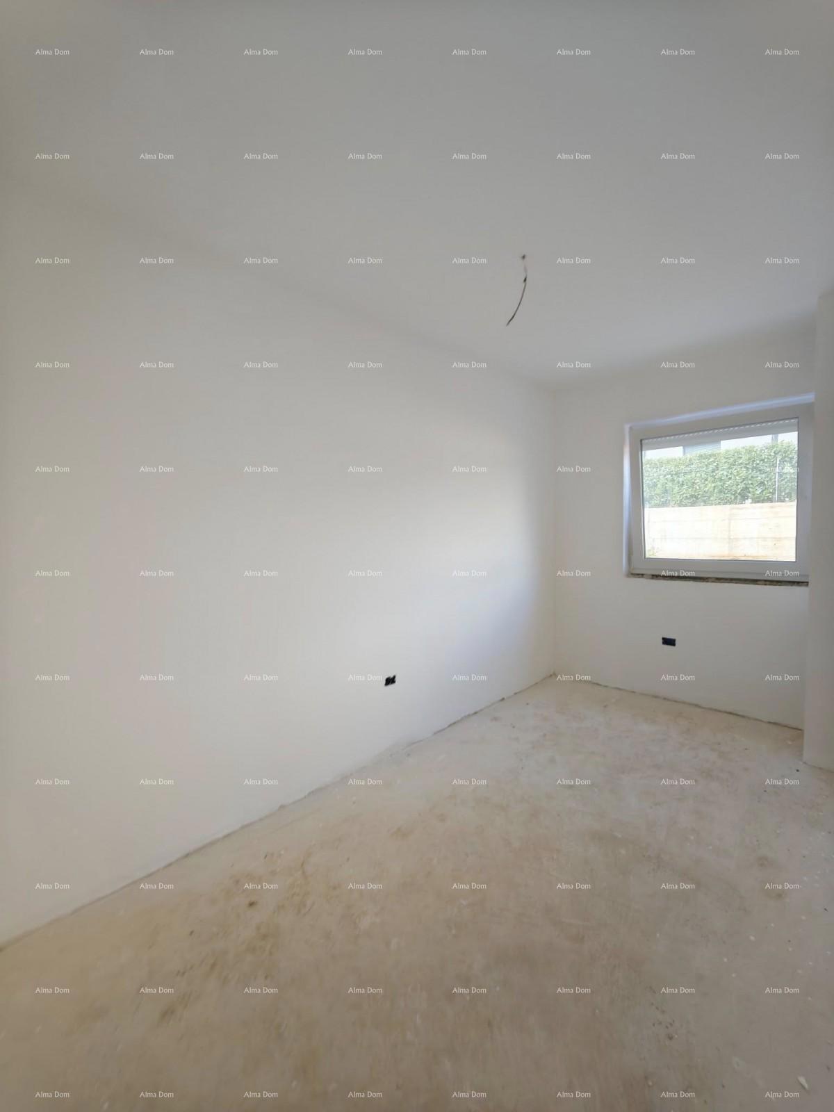 ZAMBRATIJA – Stan s vrtom, 500 m od morja