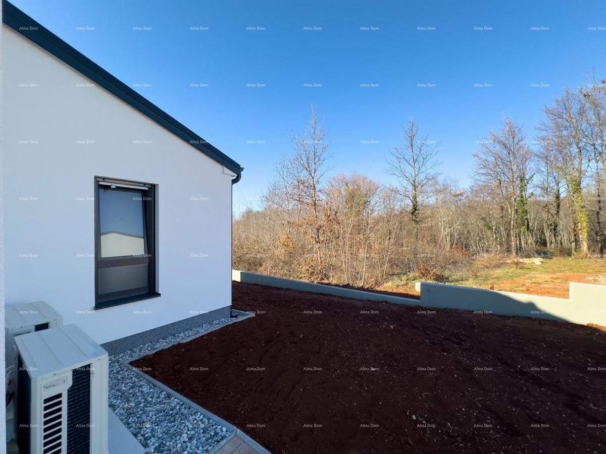 KOŽLJANI - Moderna hiša z bazenom. Blizu gozda, 15 minut do morja