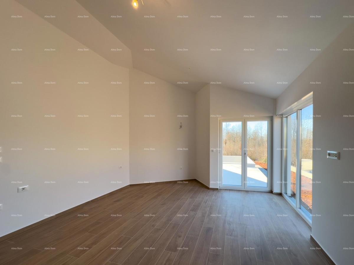 KOŽLJANI - Moderna hiša z bazenom. Blizu gozda, 15 minut do morja