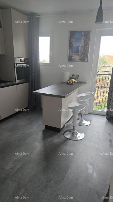 Istra Buje stan 56 m2 v centru 2 spalnici prenovljen.