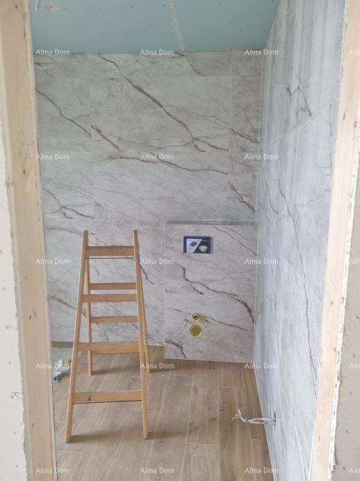 Moderna vila s bazenom, 1 km od morja, Pula