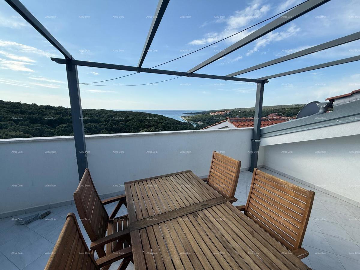 DUGA UVALA, stan, 40 m² + TERASE!