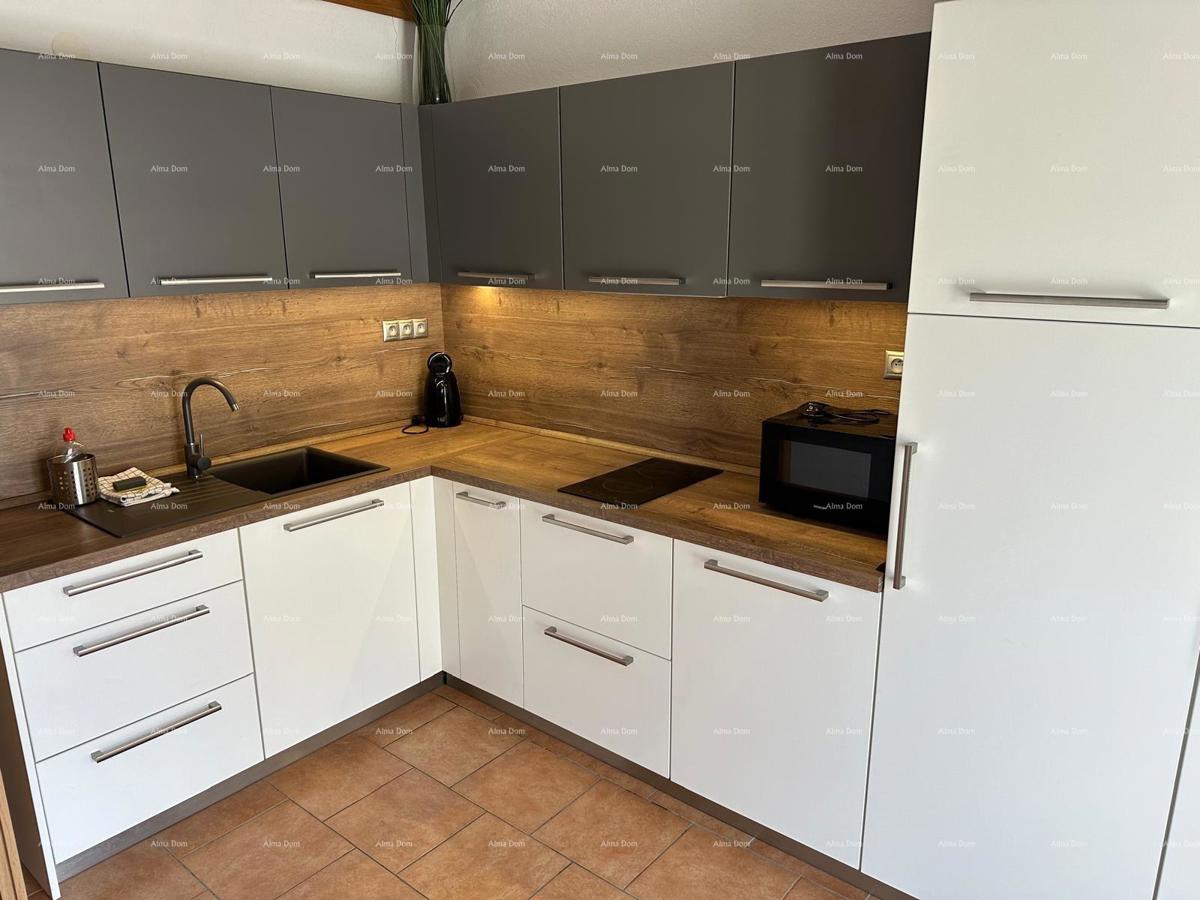 DUGA UVALA, stan, 40 m² + TERASE!