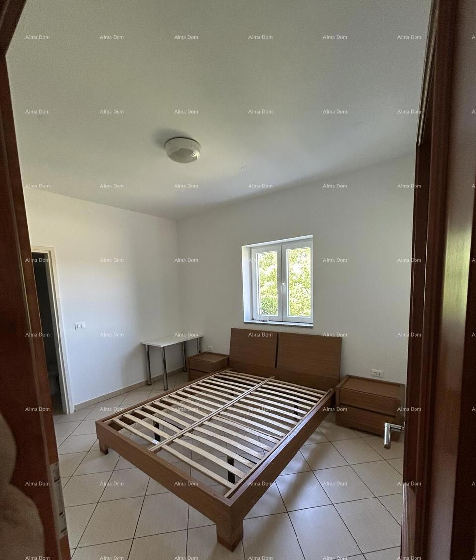 Prodaja stan s teraso – 200 m od morja, Umag