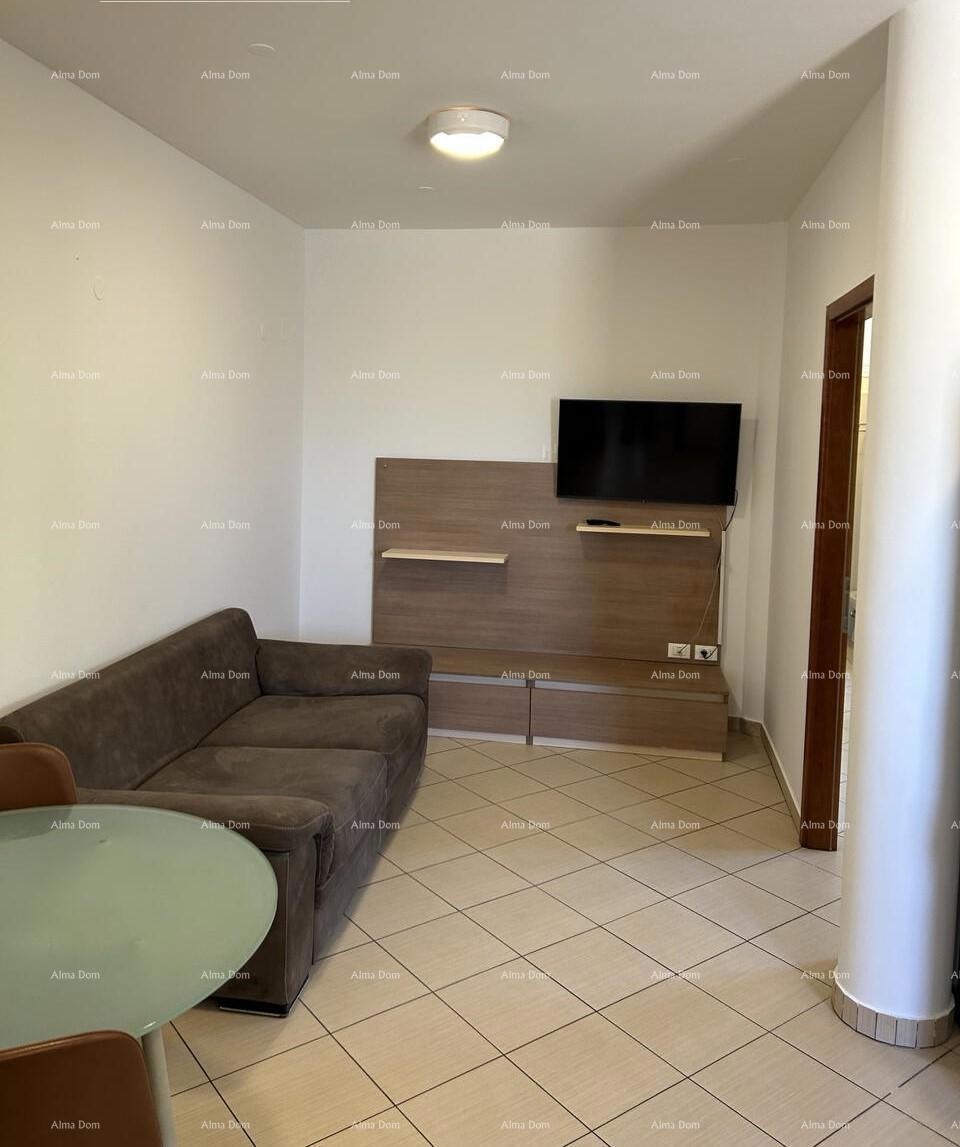 Prodaja stan s teraso – 200 m od morja, Umag