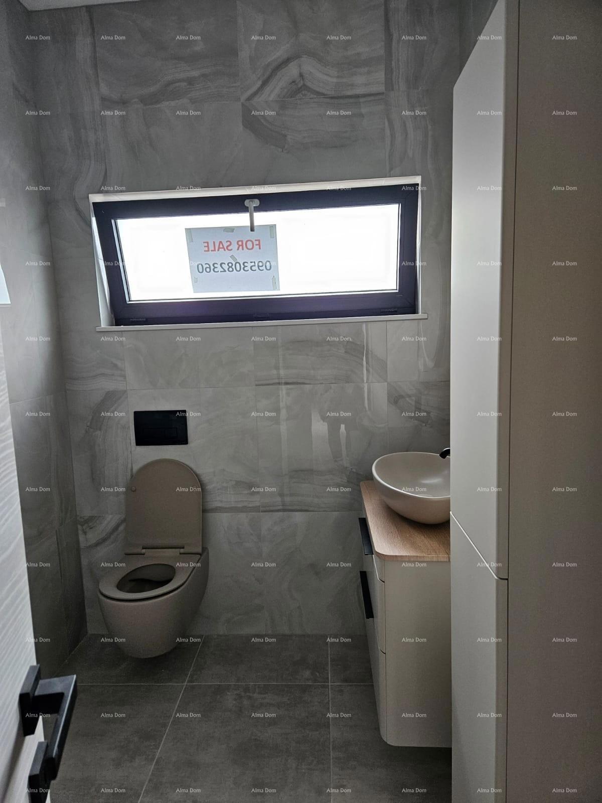 Prodamo visokokakovostno enodružinsko hišo z bazenom in vrtom, Svetvinčenat