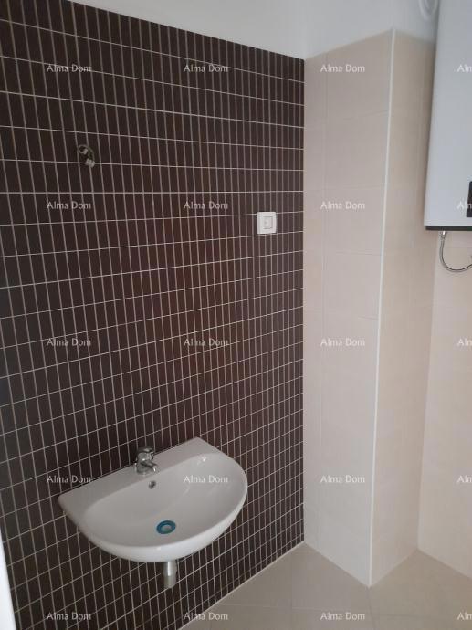 Prodaja - stan s garažnim mestom na odlični lokaciji, Pula!