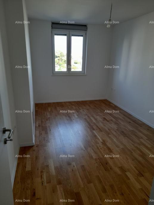 Prodaja - stan s garažnim mestom na odlični lokaciji, Pula!