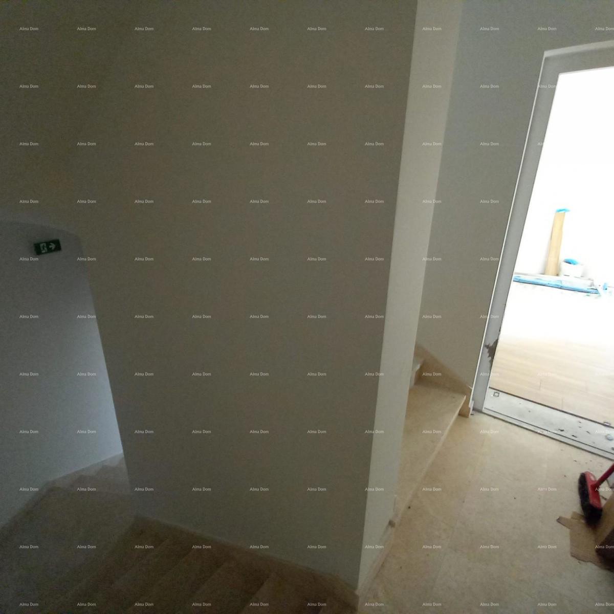 Stan v novogradnji s panoramskim pogledom na morje, Medulin