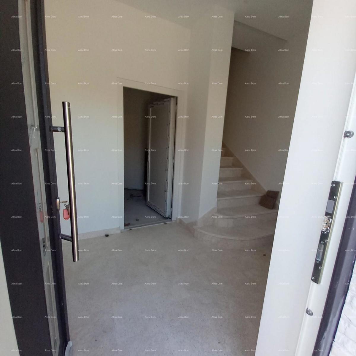 Stan v novogradnji s panoramskim pogledom na morje, Medulin