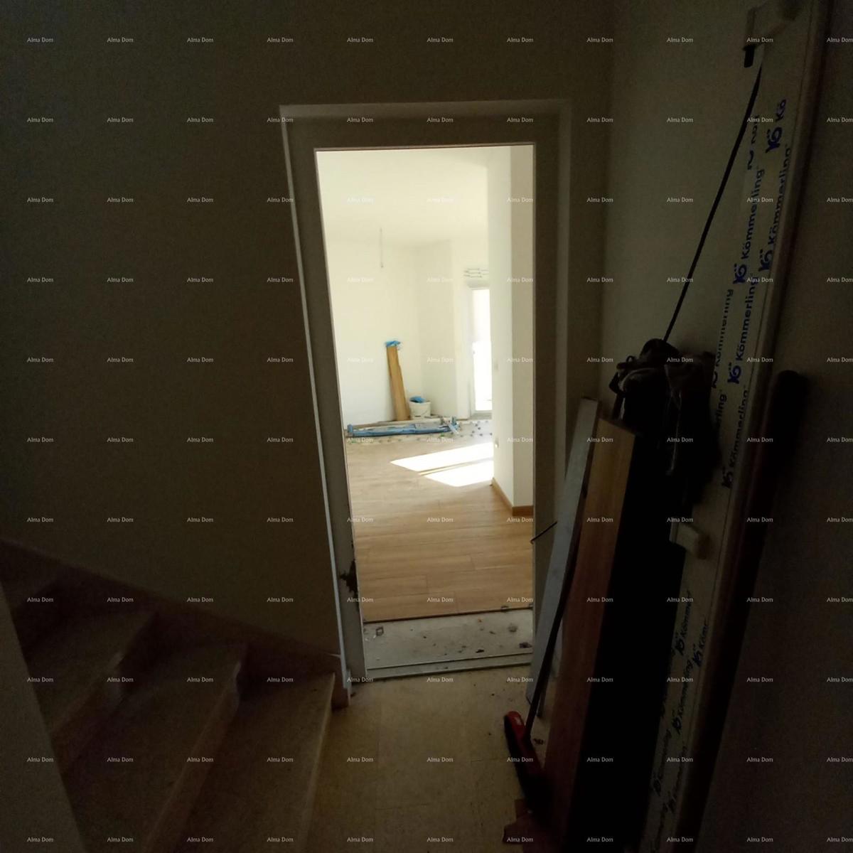 Stan v novogradnji s panoramskim pogledom na morje, Medulin